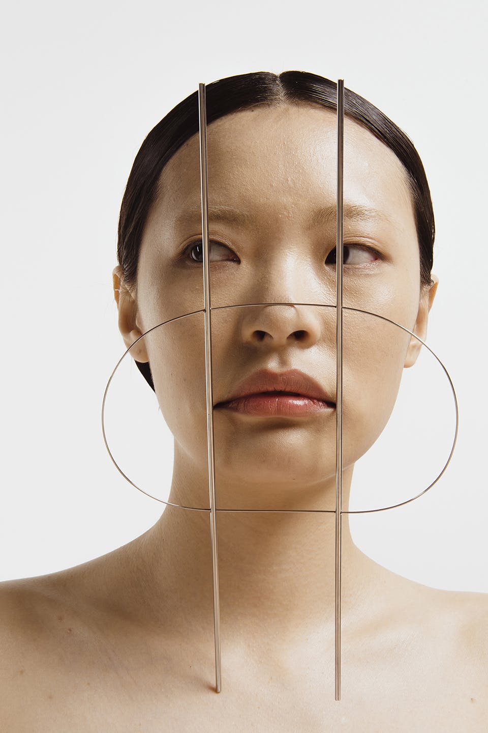 2. Zhilu Cheng - Facewear, Looking Inwards by Looking Outwards, 2016. Steel