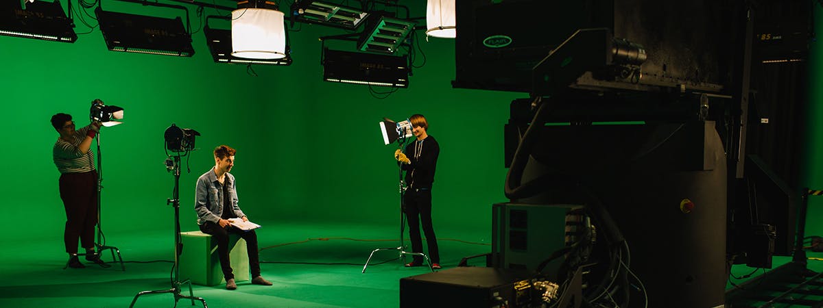 How to make use our giant Green Screen