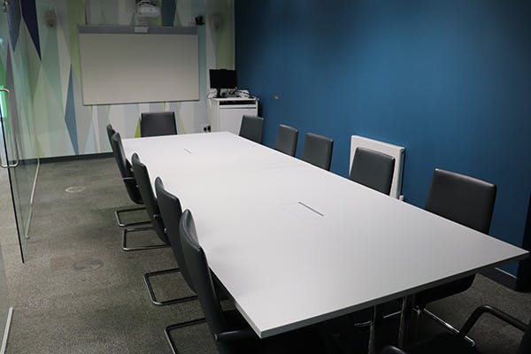 Marketing Link Agency 2 600x400 - Conferencing suite
