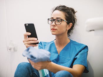 Technology to improve nurse wellbeing 